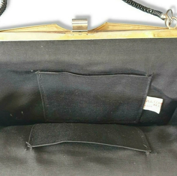 Vintage 1960s Mesh Purse - Picture 3 of 4